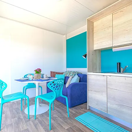 Happy Tiny House With Covered Terrace - Happy